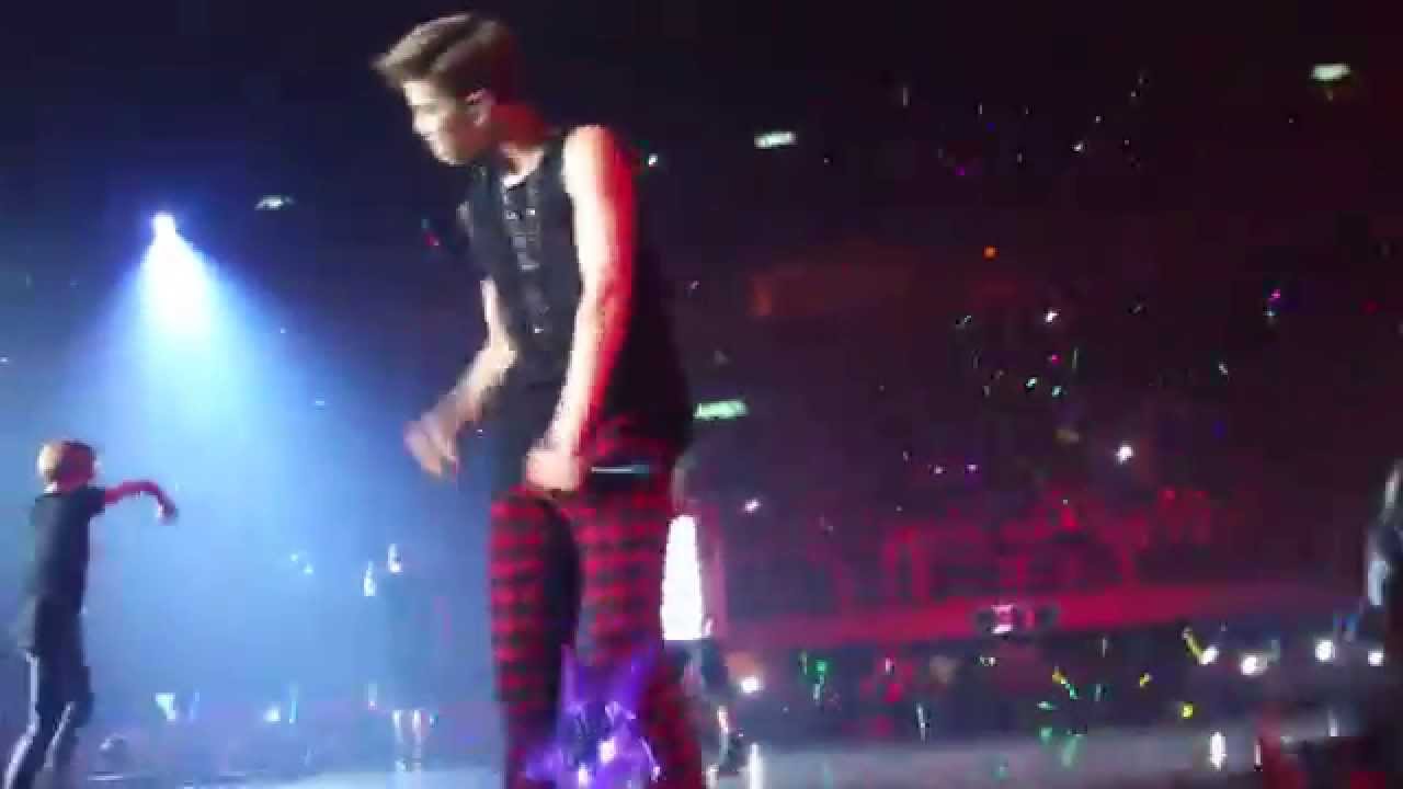 [FANCAM] 070614 B.A.P - NO MERCY (Zelo sexy dance) @ Music Bank In Brazil
