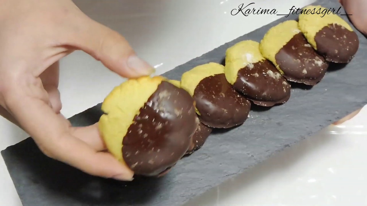 BISCOTTI LOW CARB AL COCCO E CIOCCOLATO, SOLO DUE INGREDIENTI