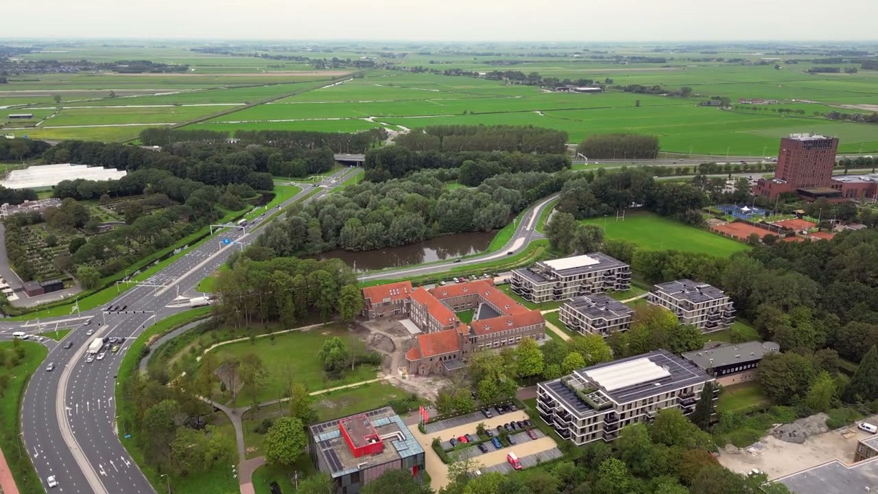Hoog in de Lucht: Ontdek Hoorn's Verborgen Juweeltjes vanuit de Hemel
