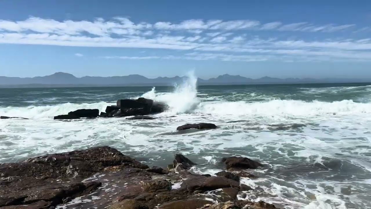 ASMR Wild Sea at High Tide - nature sounds, waves crashing on the Mossel Bay Coast. 