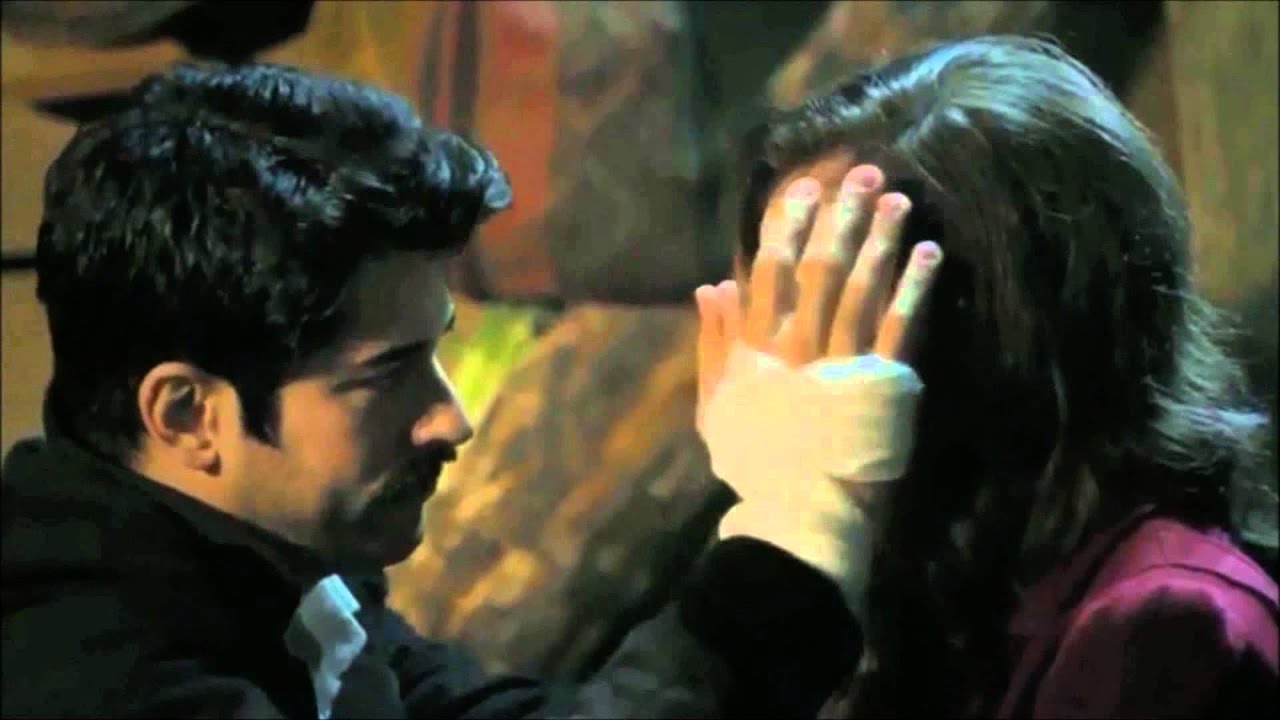 ♥ Feride &  Kamran love scenes  ☜♡☞ Mohamad Mounir Soutek ♥ Calikusu