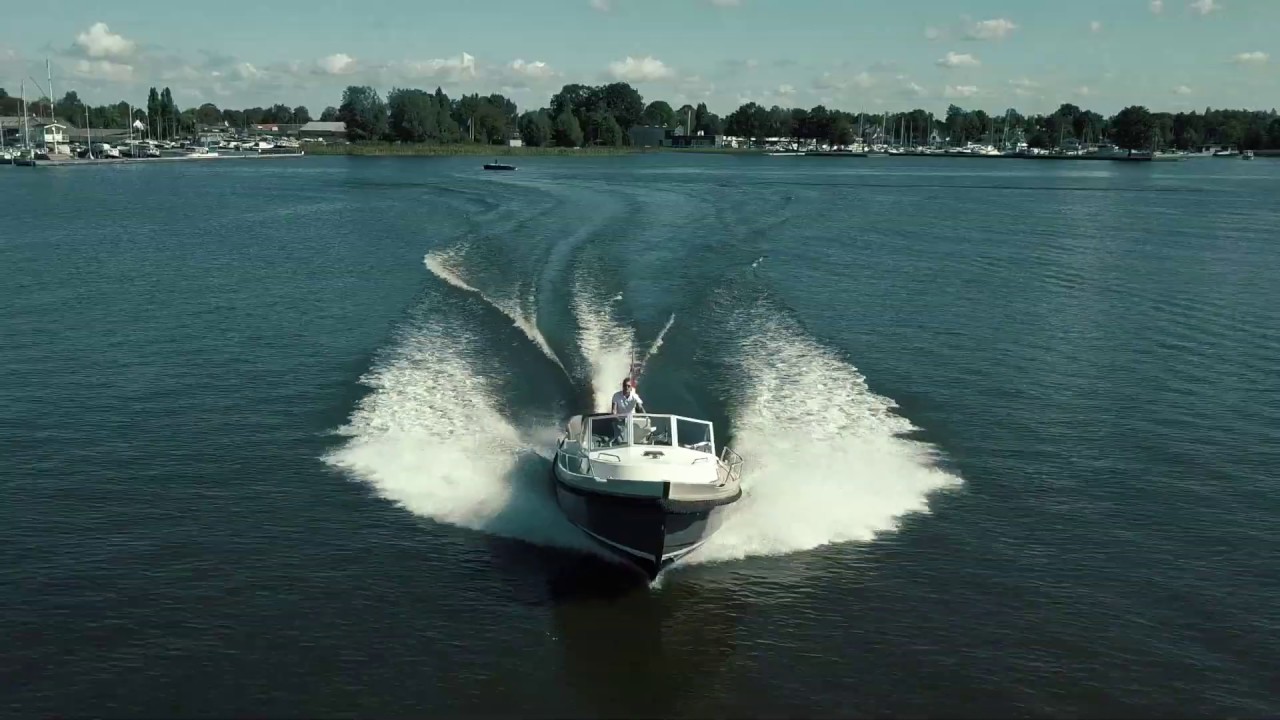 Intercruiser 27 - steady and high-speed cruising in style