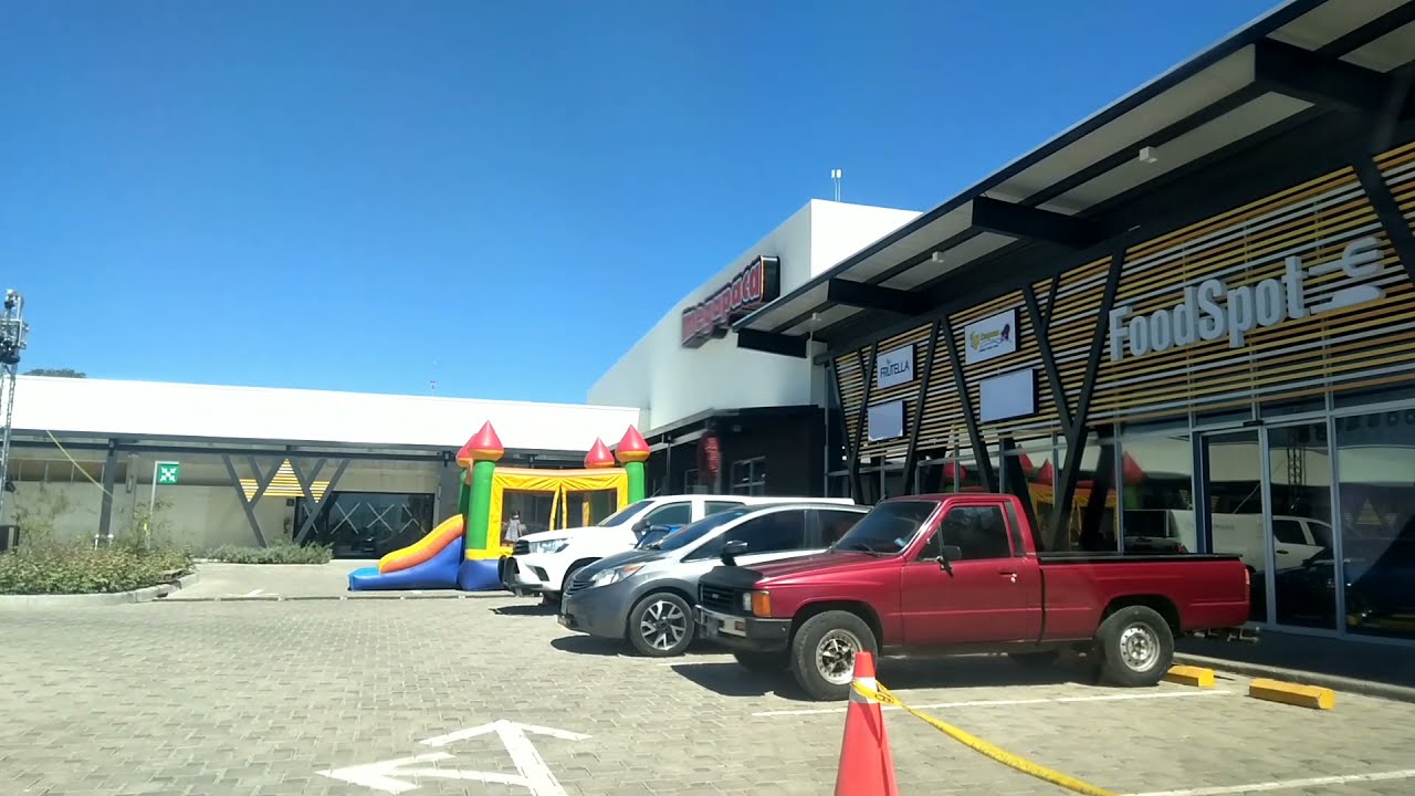 Centro Comercial El Encuentro Sonsonate 