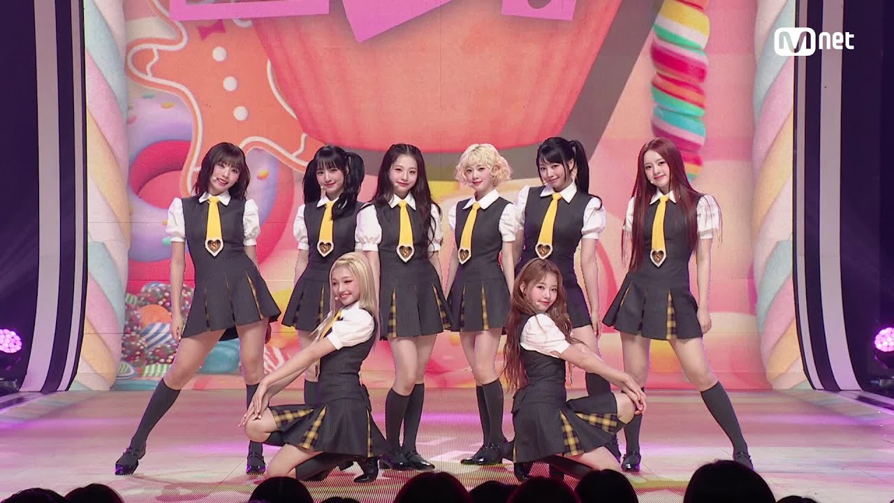 'COMEBACK' UNIS (유니스) - SWICY #엠카운트다운 EP.885 | Mnet 250424 방송