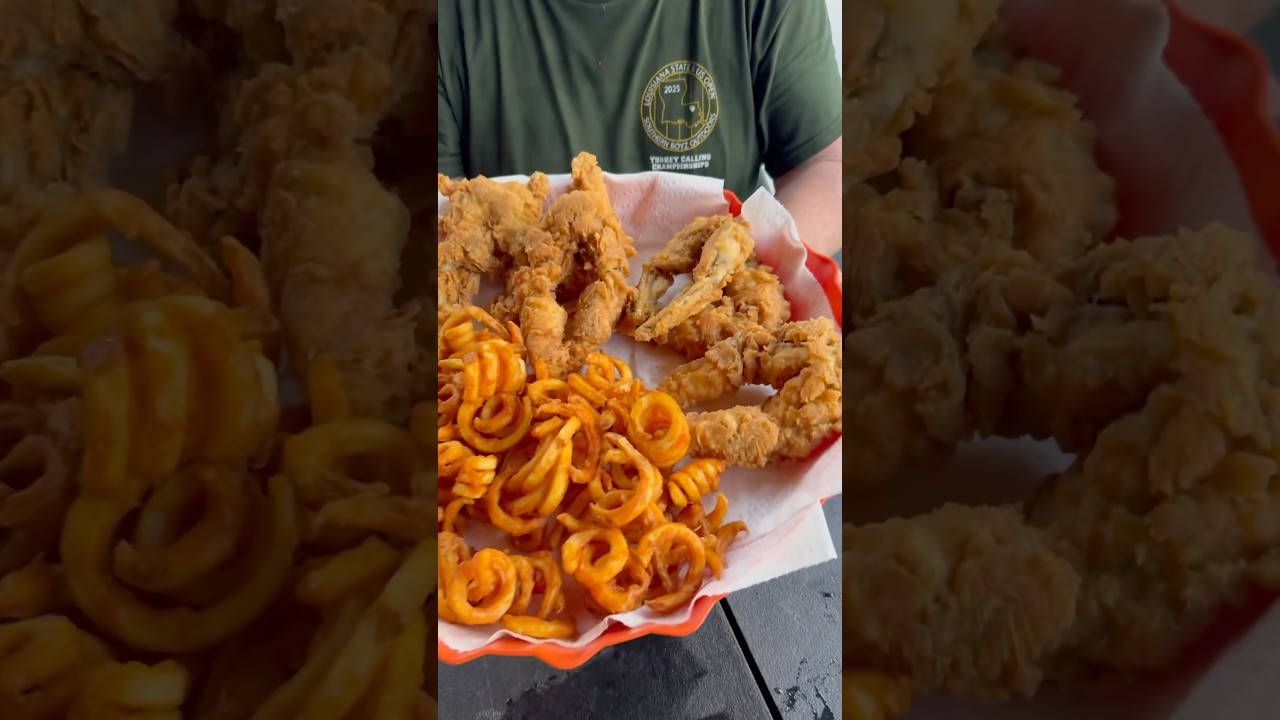 Fried frog legs! #cooking #deliciousfood #seafoodrecipe #recipe #frog #louisiana