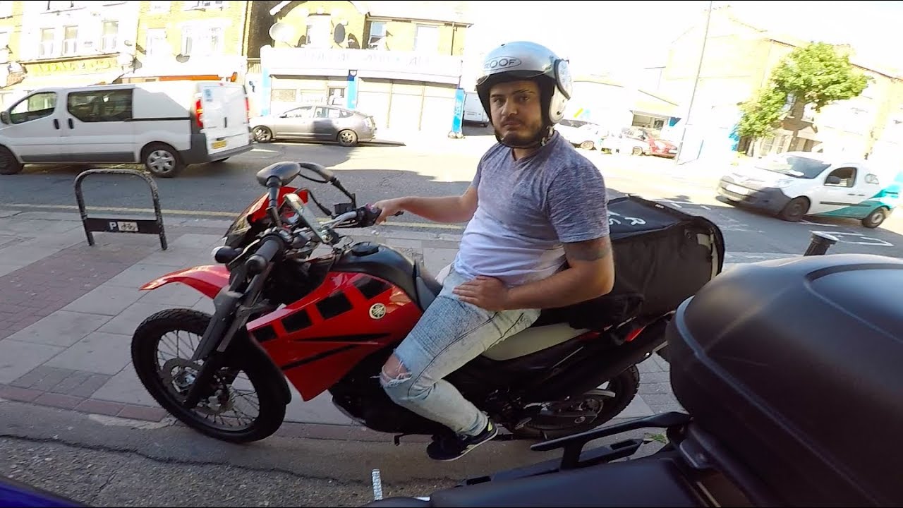 UBER EATS  EM LONDRES DE XT660