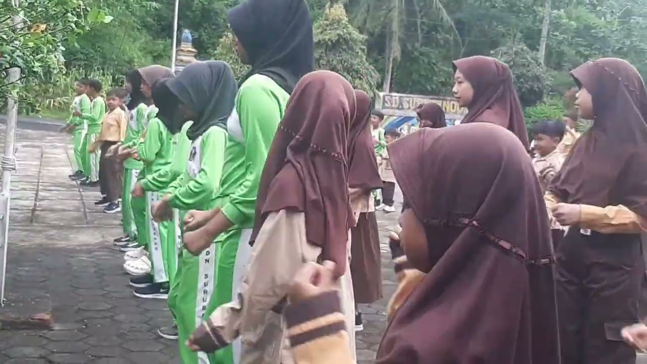 Jumat sehat Siswa siswi SD N Surubendo