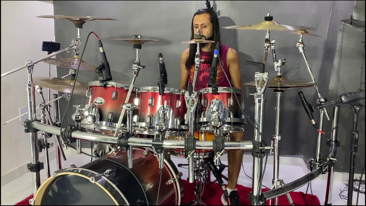 BRYAN ADAMS - SUMMER OF 69 ( MOISES ALVES DRUM COVER)