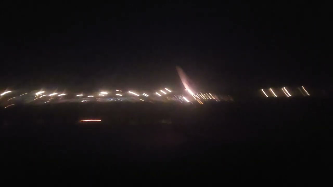 Malaysia Airlines MH Night Landing Kuala Lumpur International Airport KLIA1 Terminal 1