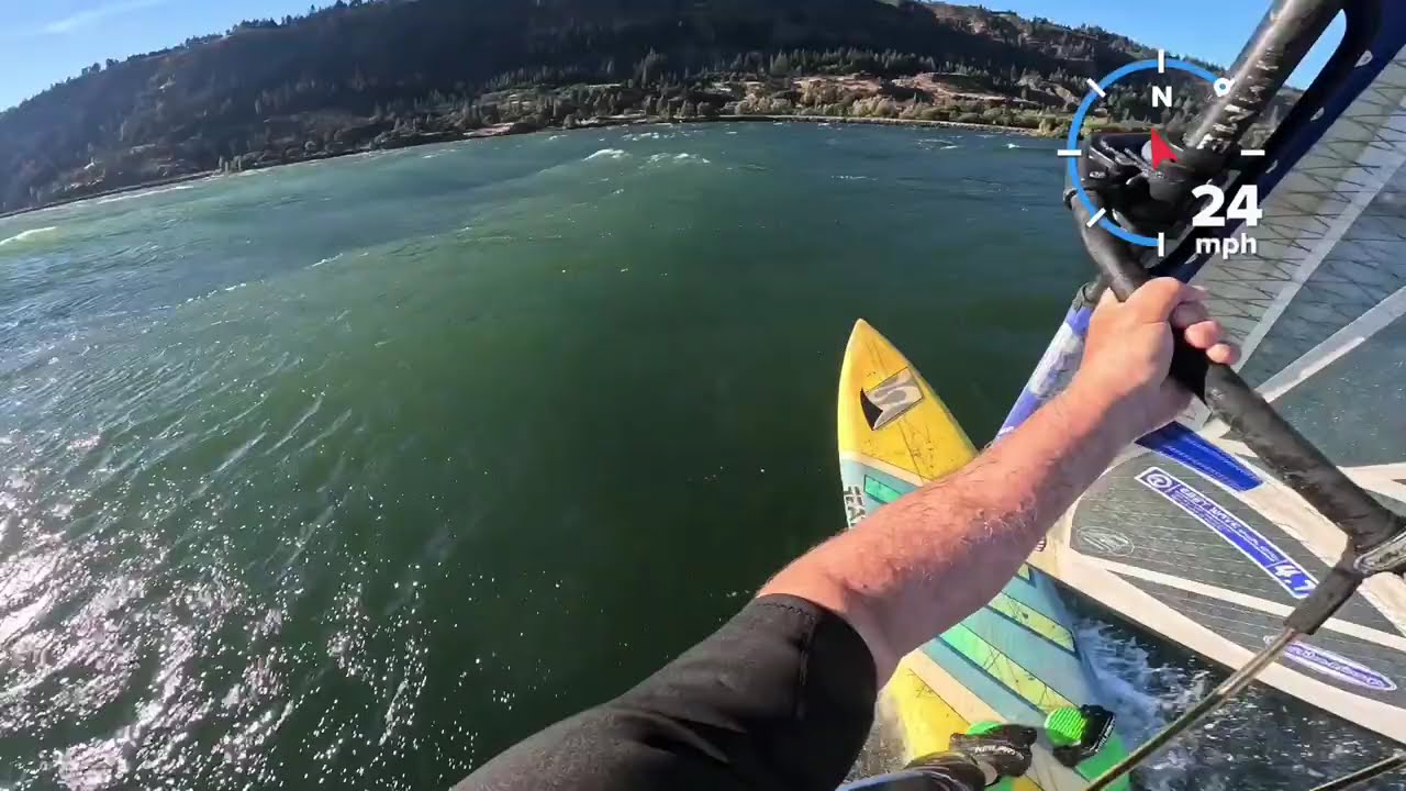 9/3/24 Windsurfing 4.7m Don’t DuCk in a GuSt GoRgE Corridor PSA & SEATREND GLASS
