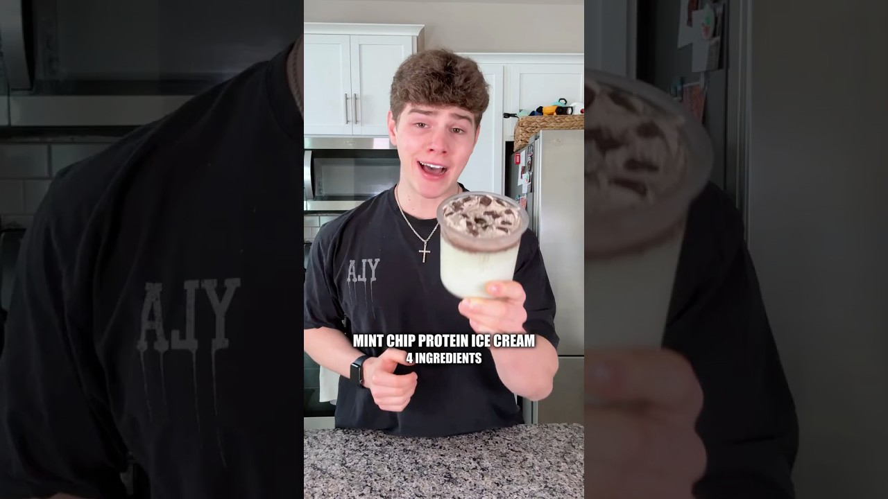 Мороженое с мятной крошкой и высоким содержанием белка
