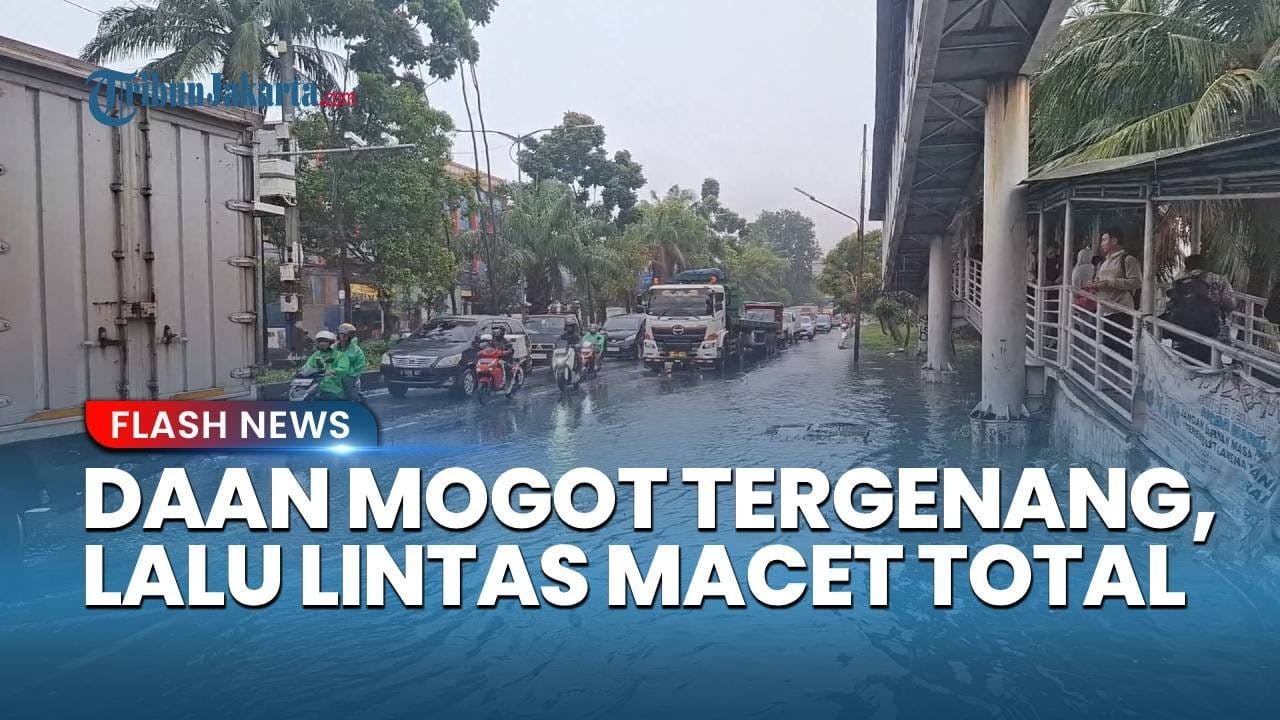 Jalan Daan Mogot Jakarta Barat Tergenang sampai Area JPO Transjakarta, Lalu Lintas Macet Total
