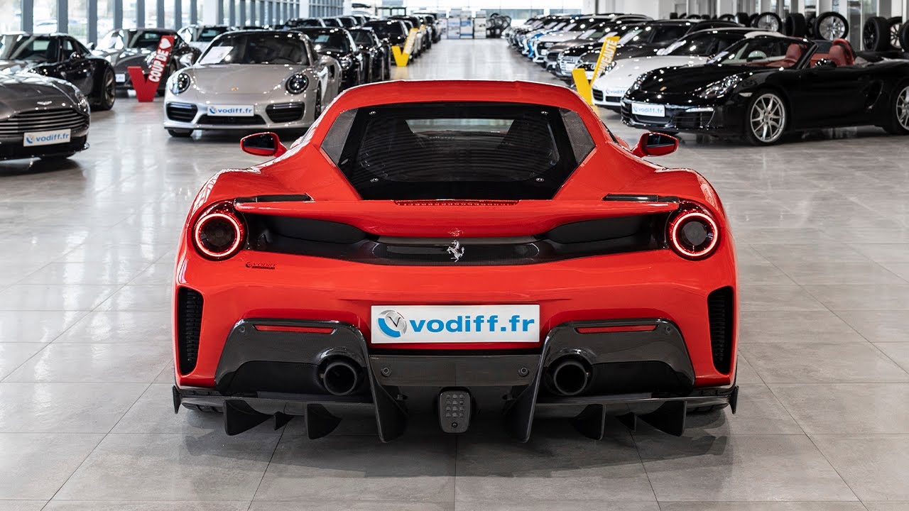 FERRARI 488 PISTA