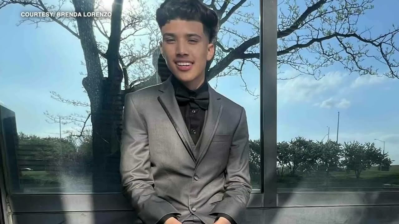 Family, friends say goodbye to Buffalo Grove student killed in crash