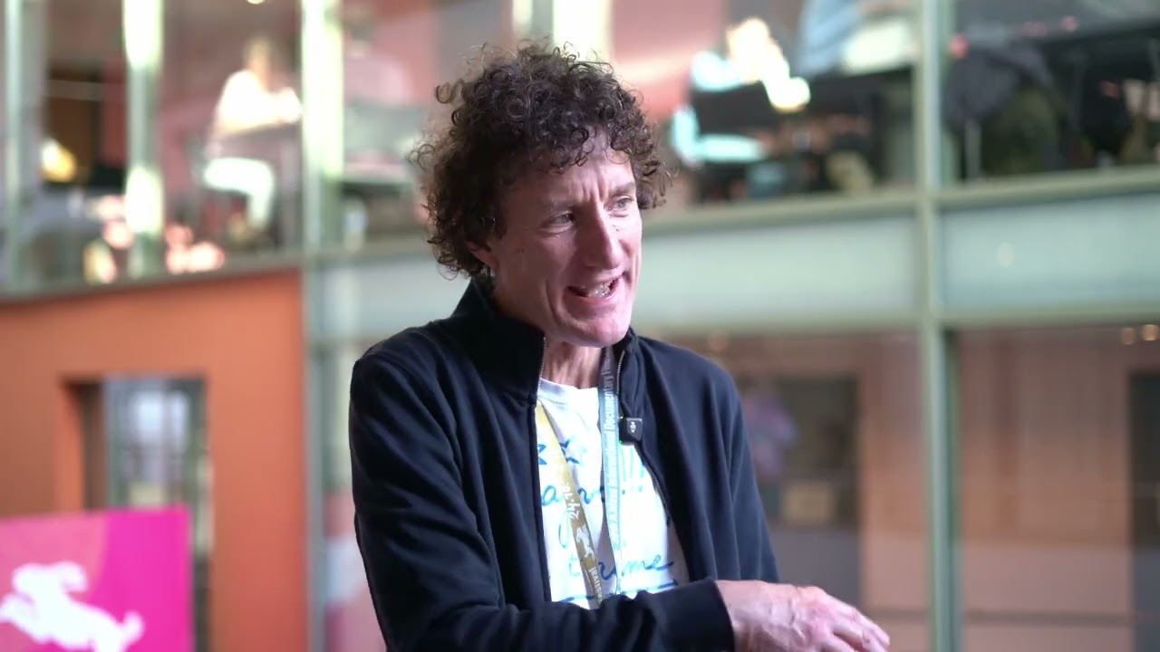 Dominic Lee:  Autenticita dokument&aacute;rn&iacute;ch filmů může b&yacute;t ohrožena použ&iacute;v&aacute;n&iacute;m uměl&eacute; inteligence