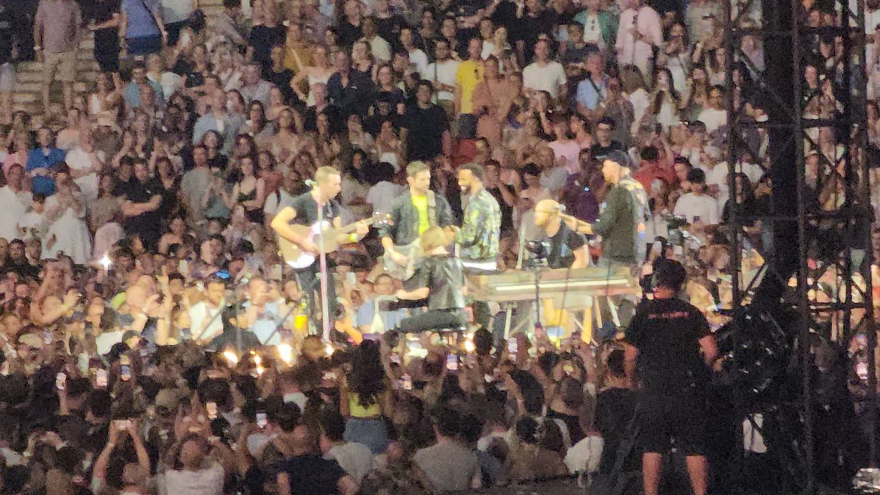 CRAIG DAVID featured on COLDPLAY Wembley concert – 12.08.2022