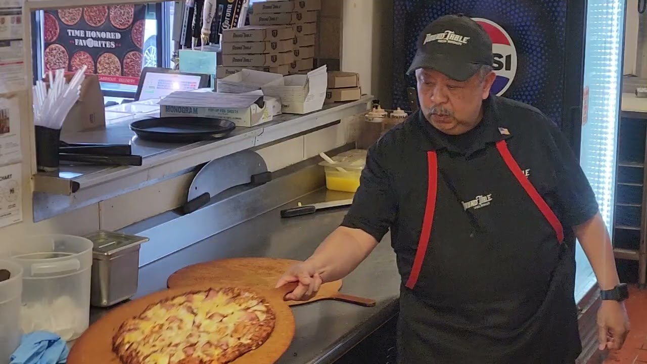ROUND TABLE PIZZA  #usa #pizza #food #fastfood #pizzalover #italianfood #pizzafood #pizzatime #Lodi