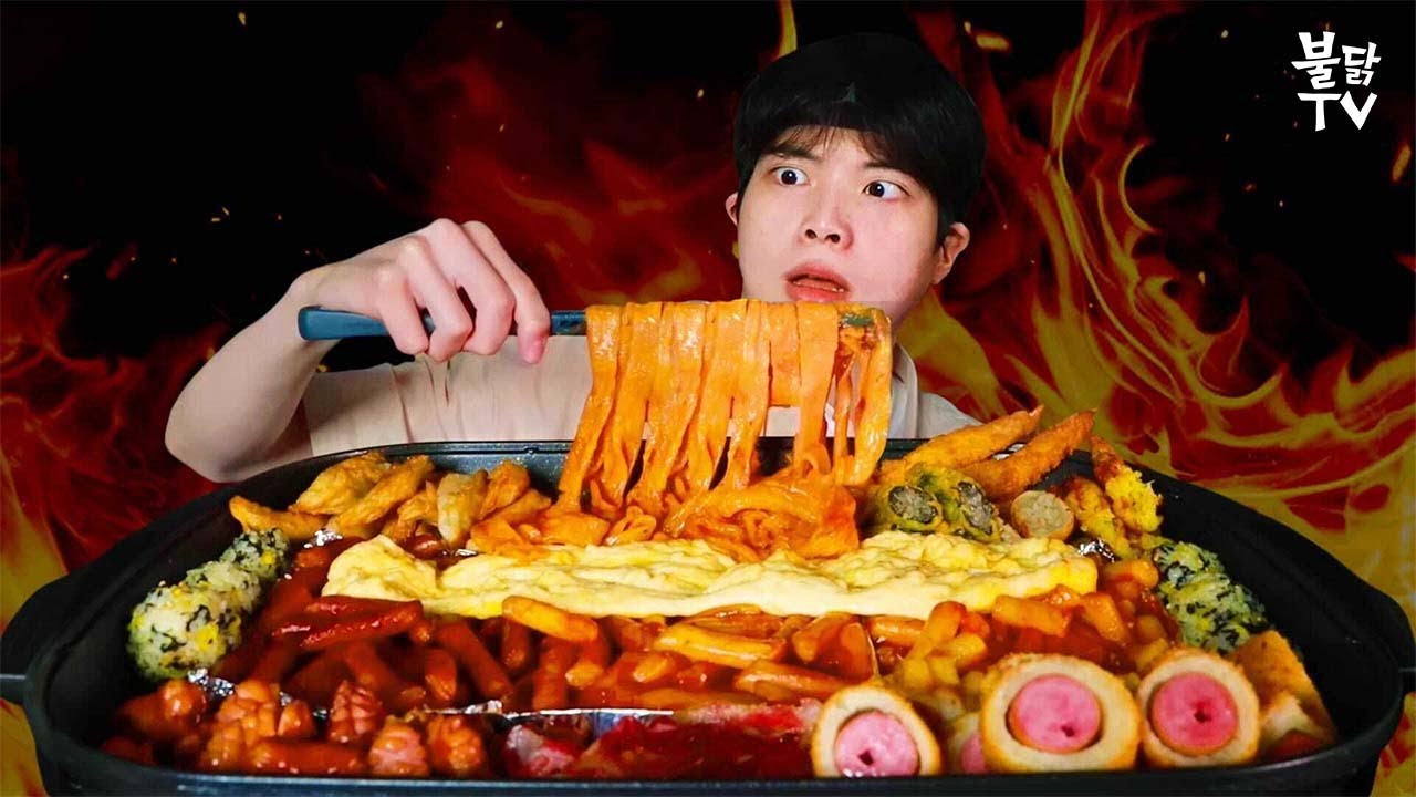 SUB) 로제불닭납작당면+로제불닭떡볶이도 한 입에 와랄라! 불닭보이 유노의 불닭떡볶이 3종+11가지 FULL토핑 먹방🔥 [불닭타임]