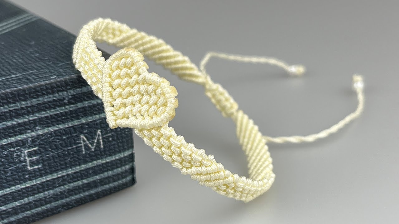 DIY heart macrame bracelet with double half hitch knot | Easy macrame bracelet for beginners【A048】