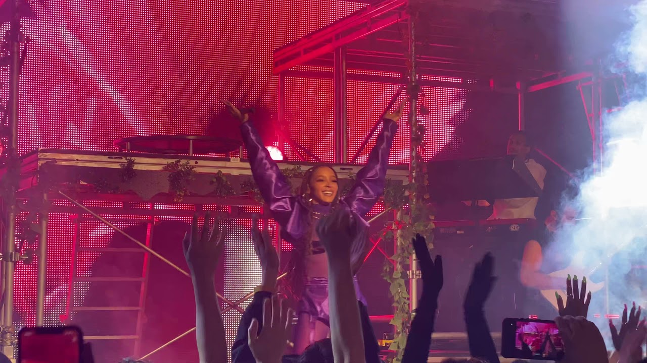 Tinashe - Pasadena (Live) 333 Tour