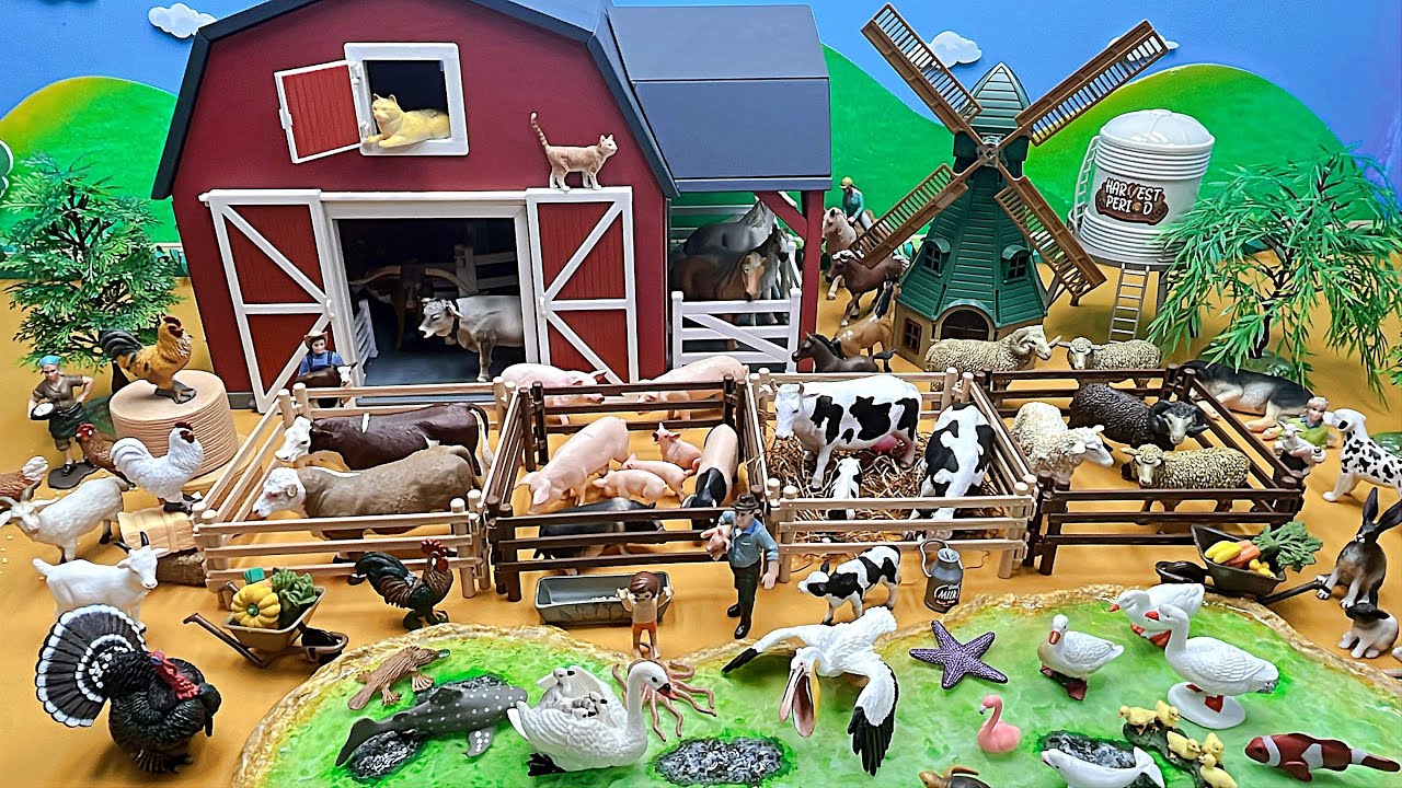 Farm Diorama with Farm Animals! Horse, Duck, Cow, Pig In The Farm Barn 