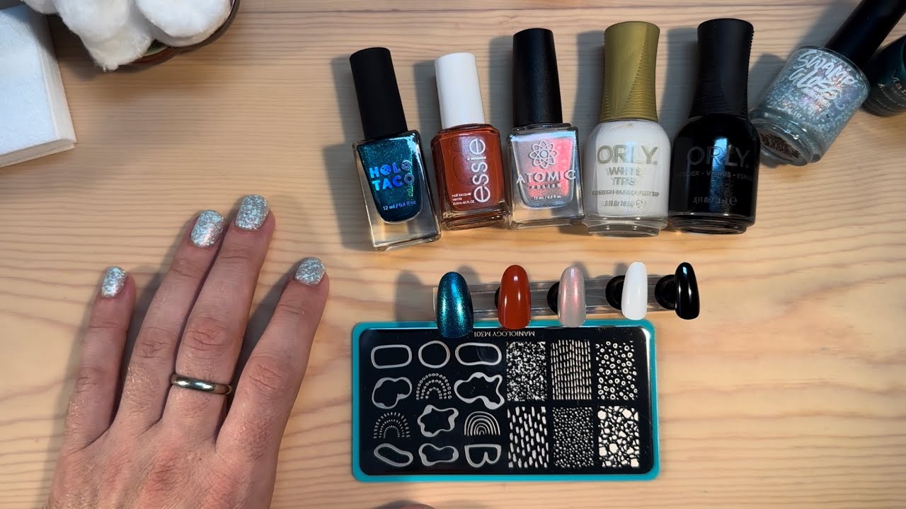 All-Season Plate M301 “In Shape” Add-On     Which nail is your favorite?