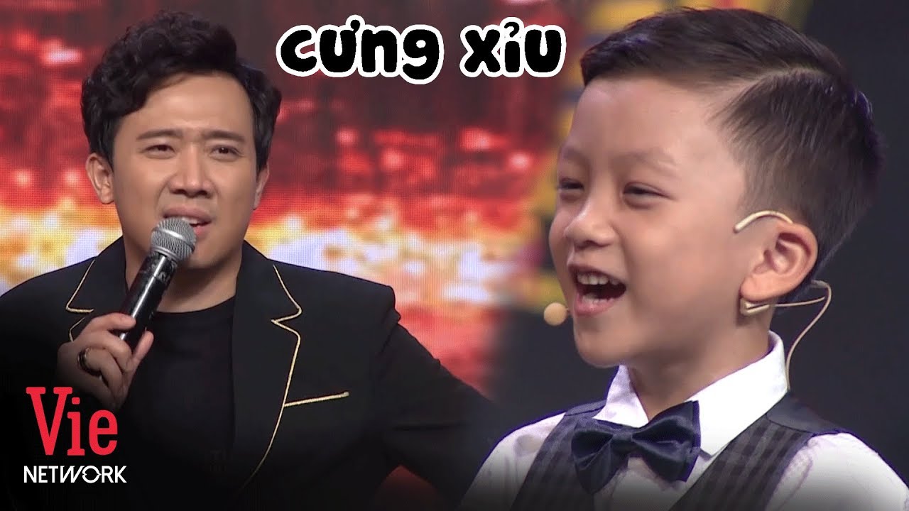 Trấn Thành mê mệt siêu nhí 6 tuổi 