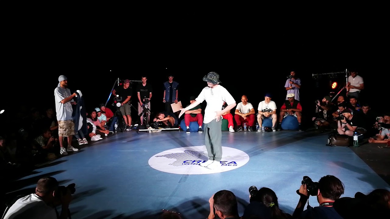 UZEE ROCK VS KAZUKI ROC |1\8| CRIMEA WORLD CUP BREAKING 1x1