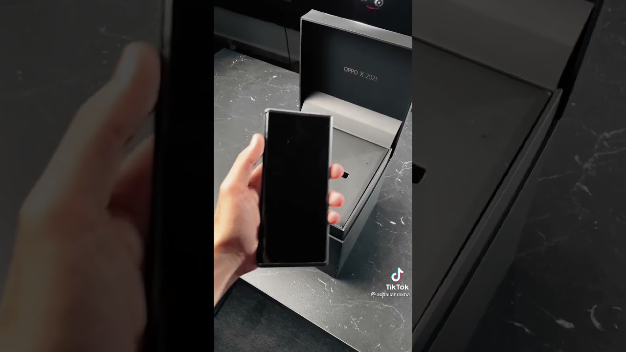 Oppo x 2021