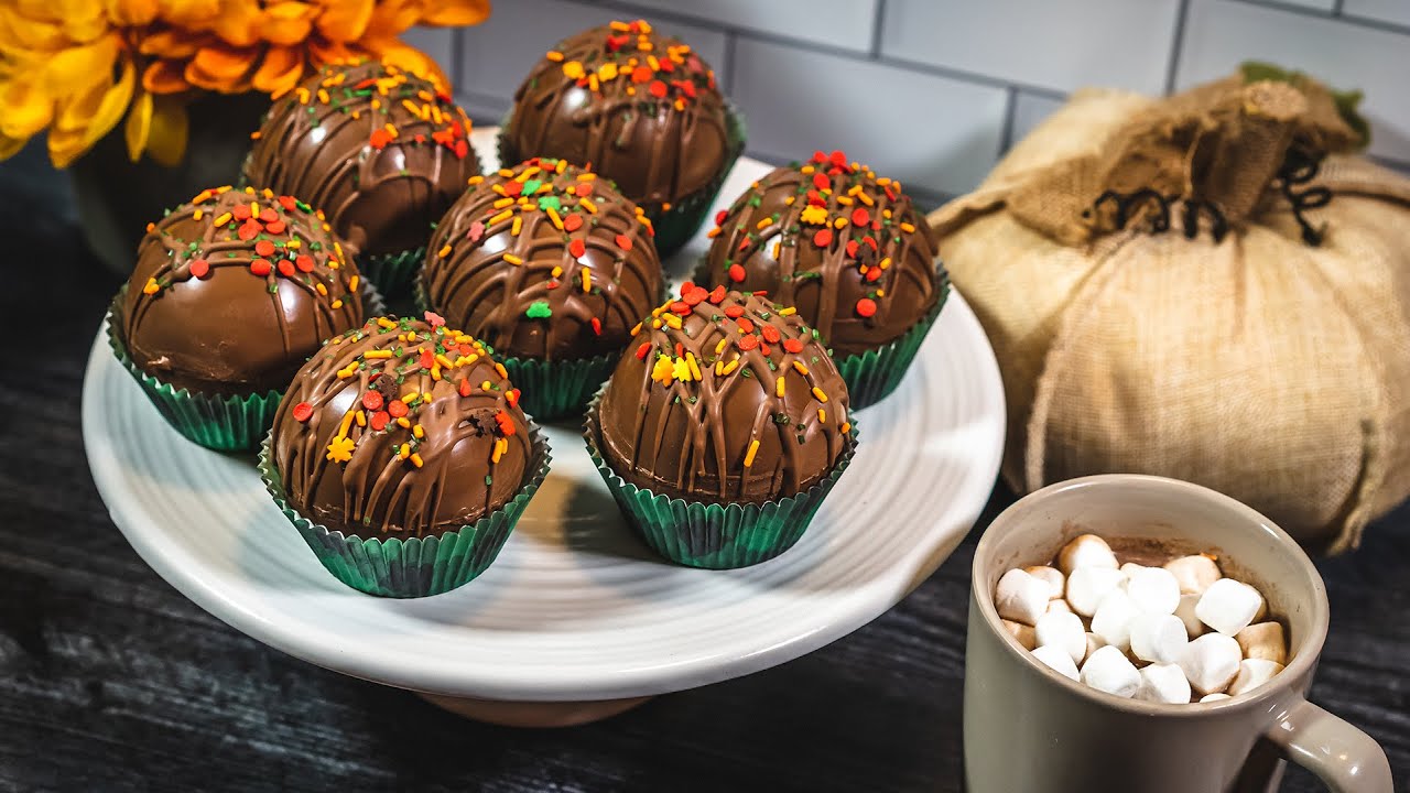 The right way and Wrong way to use 3 Piece Molds - Cocoa Bombs