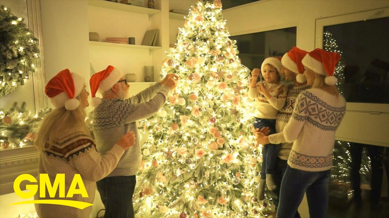 How long should Christmas decorations stay up?