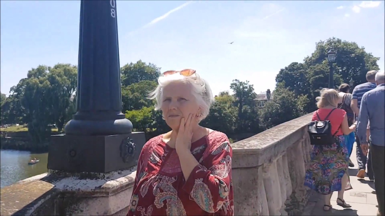 London - Richmond, Twickenham & Strawberry Hill (Part 1)
