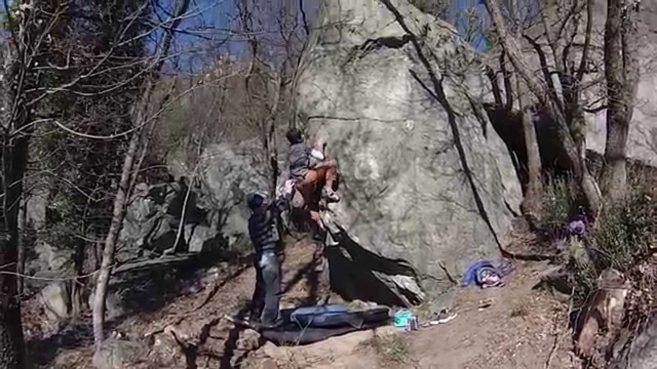 Bouldering Condove