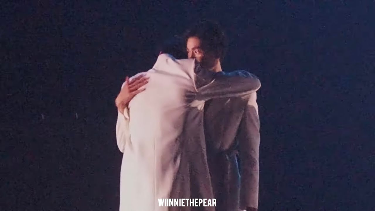 221015 [Pond Phuwin Focus] Fan Project Reaction #FFFCampingConcert