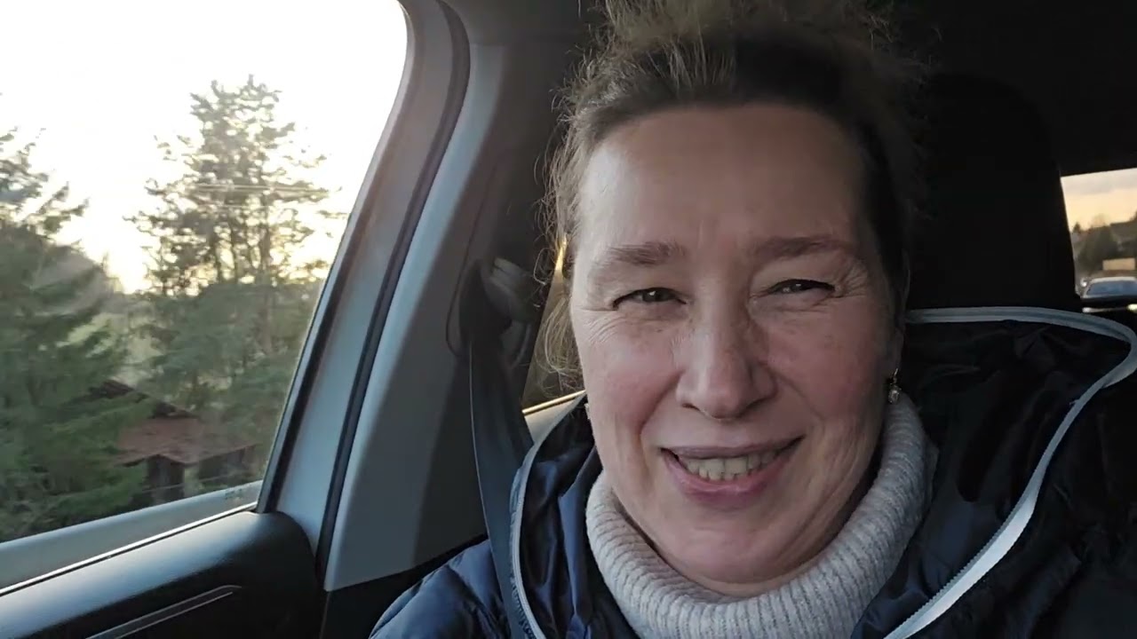 Весь день в больнице. Рванули за землёй. 