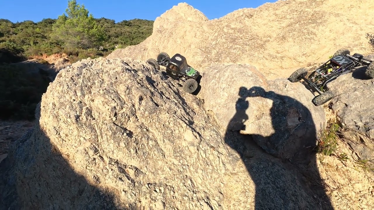 ESSAI - Pneus crawler Jconcept Ruptures 1.9 avec le Crawler LCG Axial scx-10 ALIEXPRESS à Mourèze