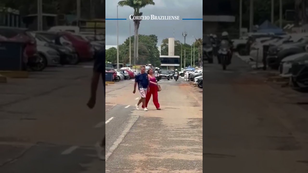 BOLSONARO CHEGA A HOSPITAL PARA REALIZAR EXAMES APÓS QUEDA