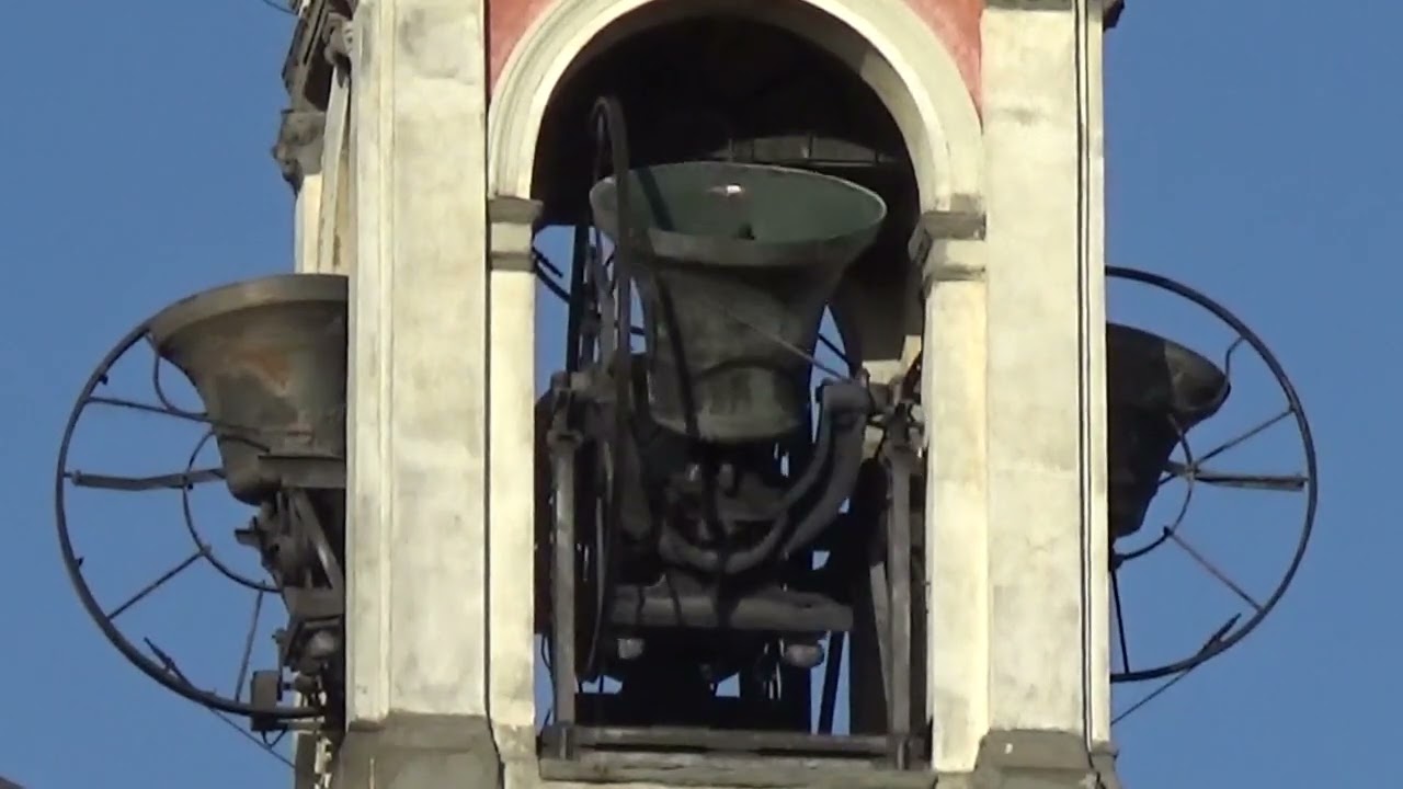 Le campane di Arese (MI) Chiesa Parrocchiale dei Santi Pietro e Paolo