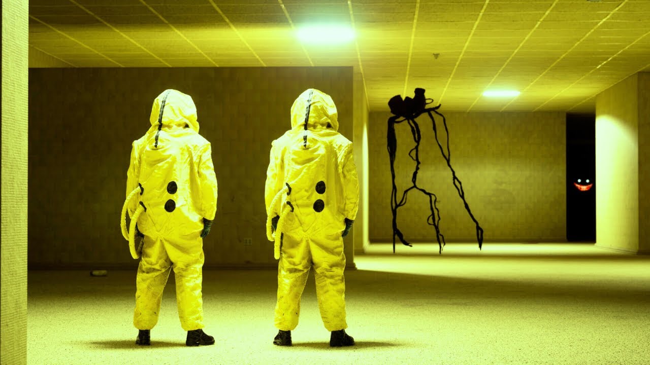 Backrooms Escape Together!:lvl 3 is the hardest in the game! 