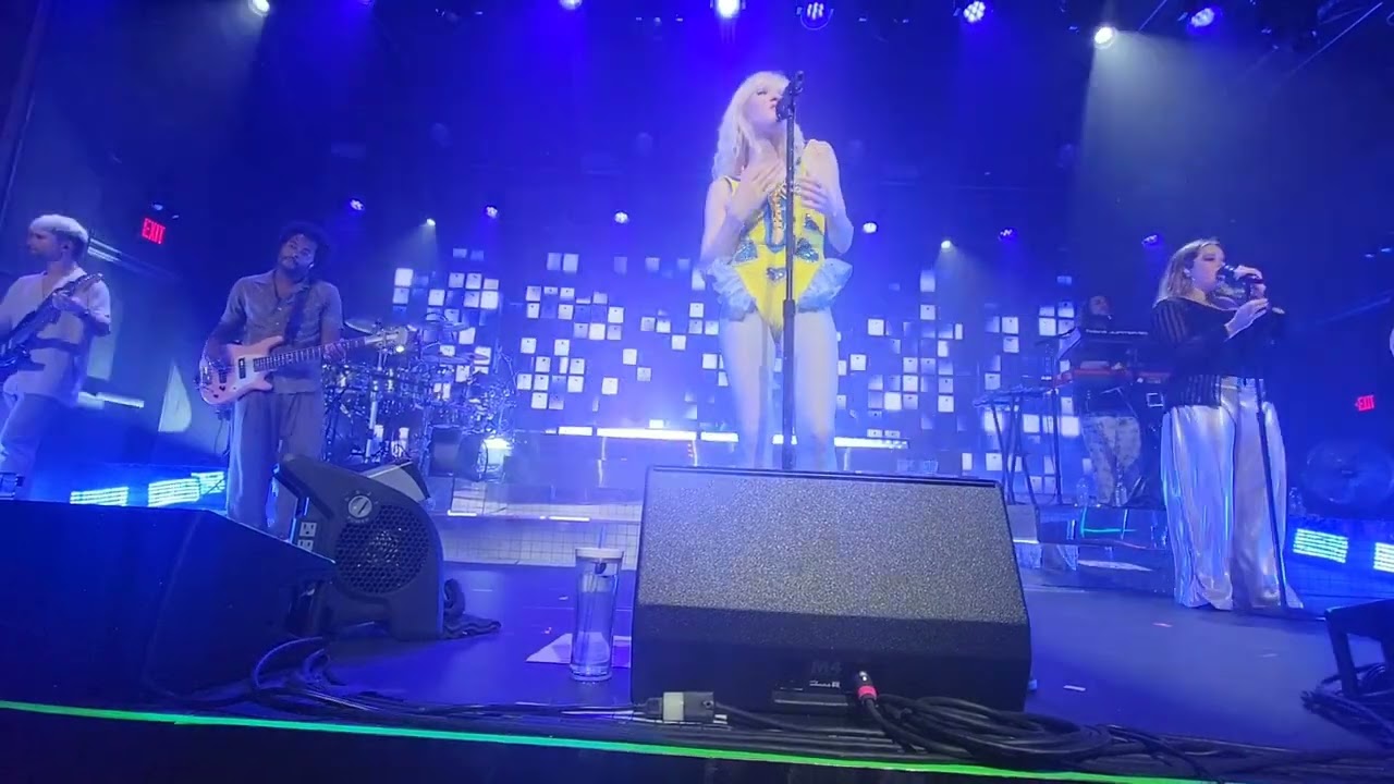 Carly Rae Jepsen - Shadow (Live Debut) @ Los Angeles The Bellwether - August 13, 2023