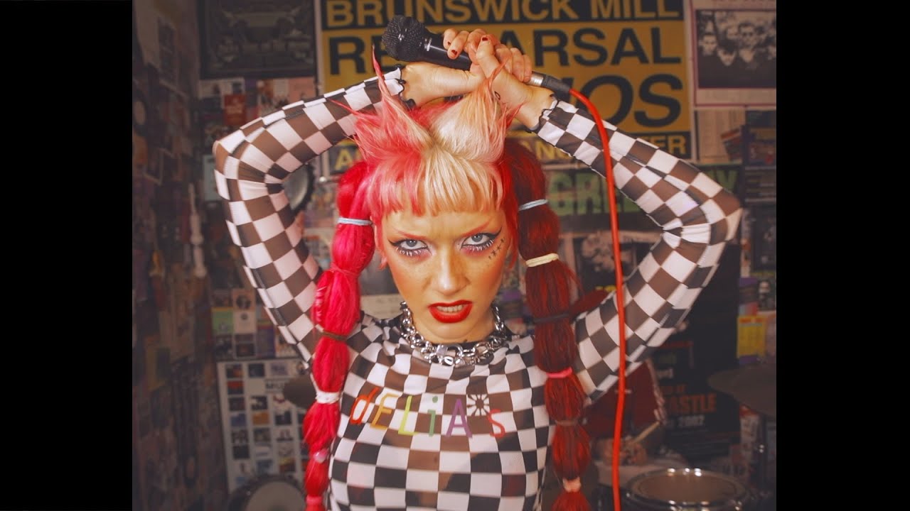 Hands Off Gretel - She Thinks She's Punk Rock N Roll (Official Music Video)