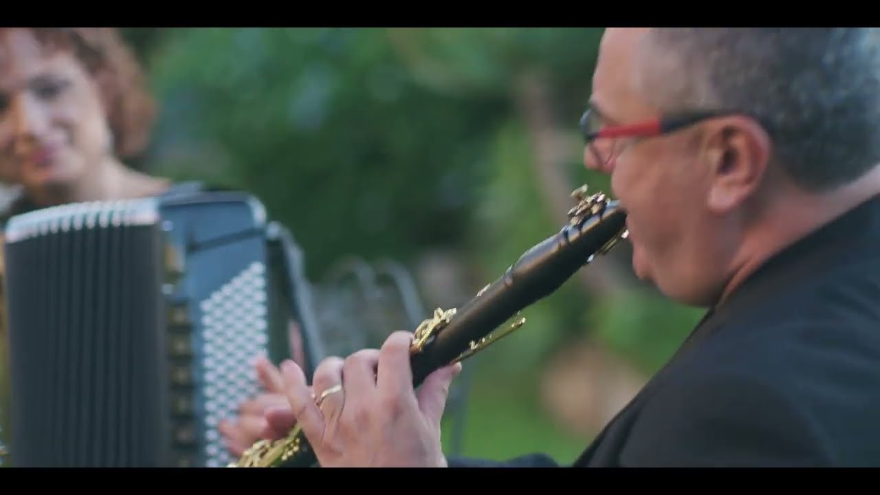 Strange Duo plays Strange Dream di Alberto Caputo