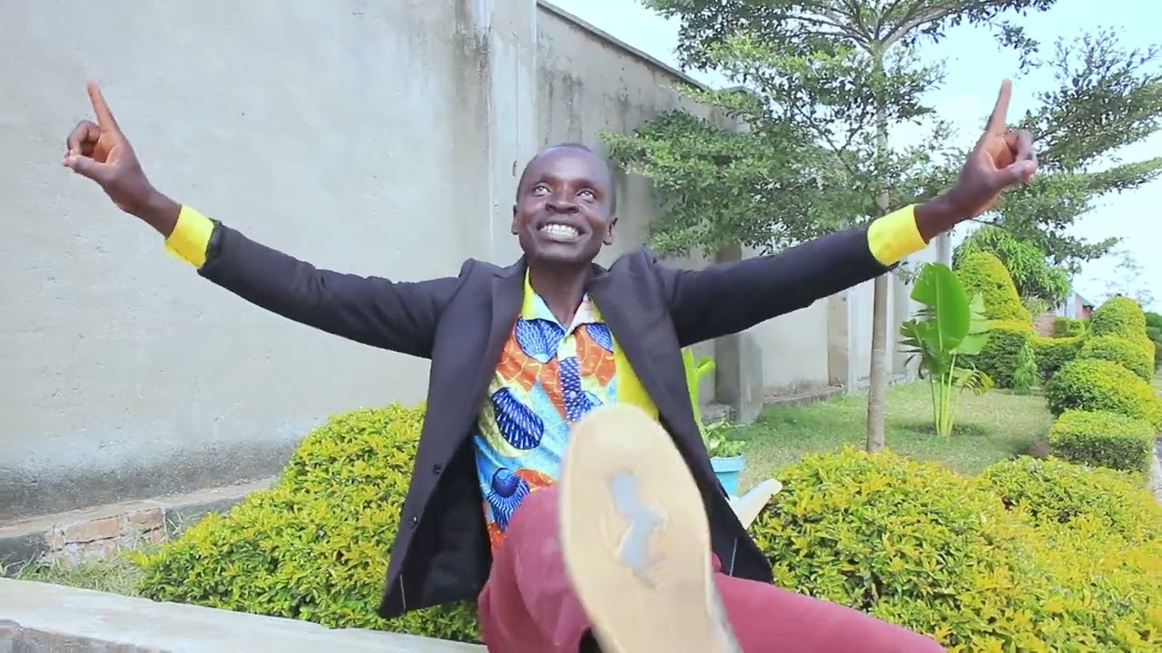 teacher wanga _geisha cyf choir @wanene sinkhonde