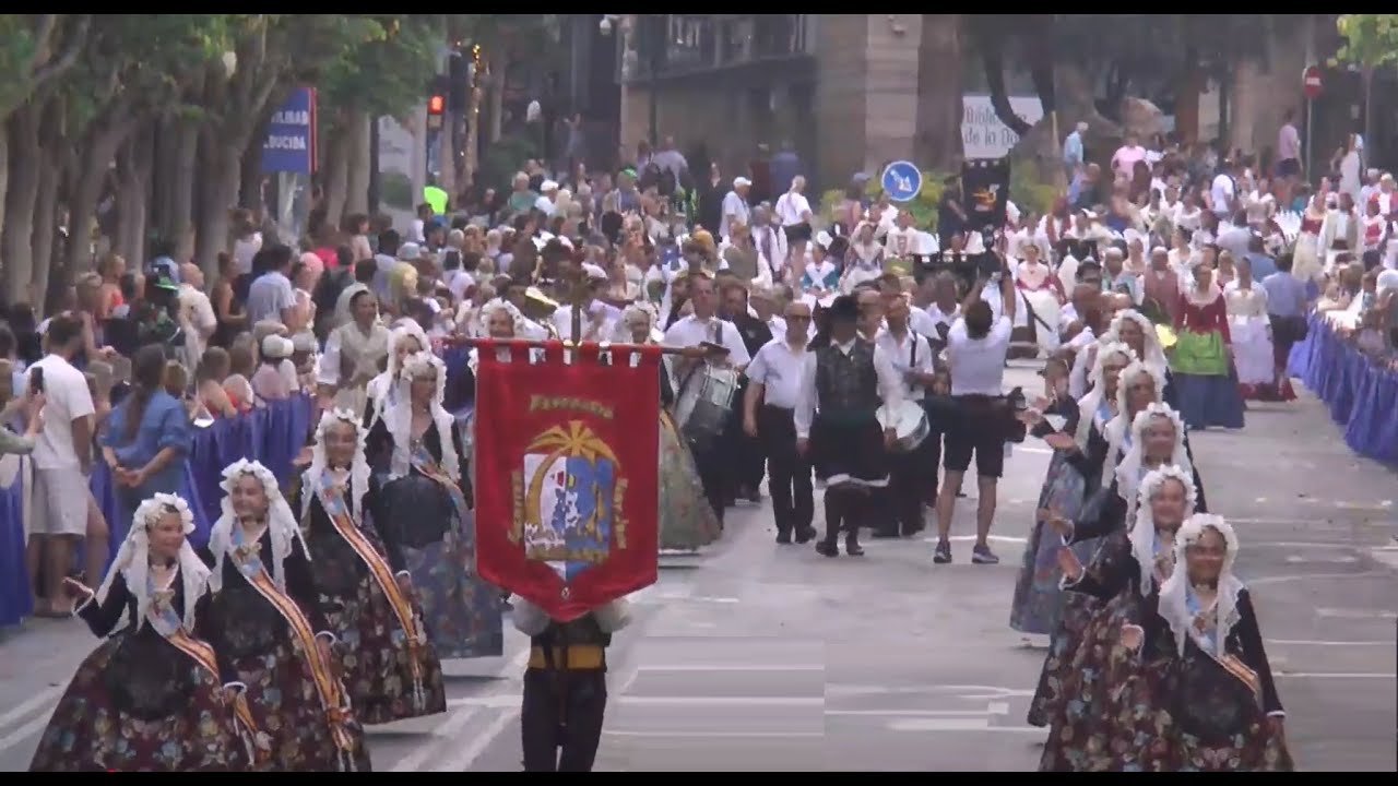 ENTRADA DE BANDAS DE MÚSICA Y COMISIONES | Fogueres de Sant Joan D´Alacant 2025
