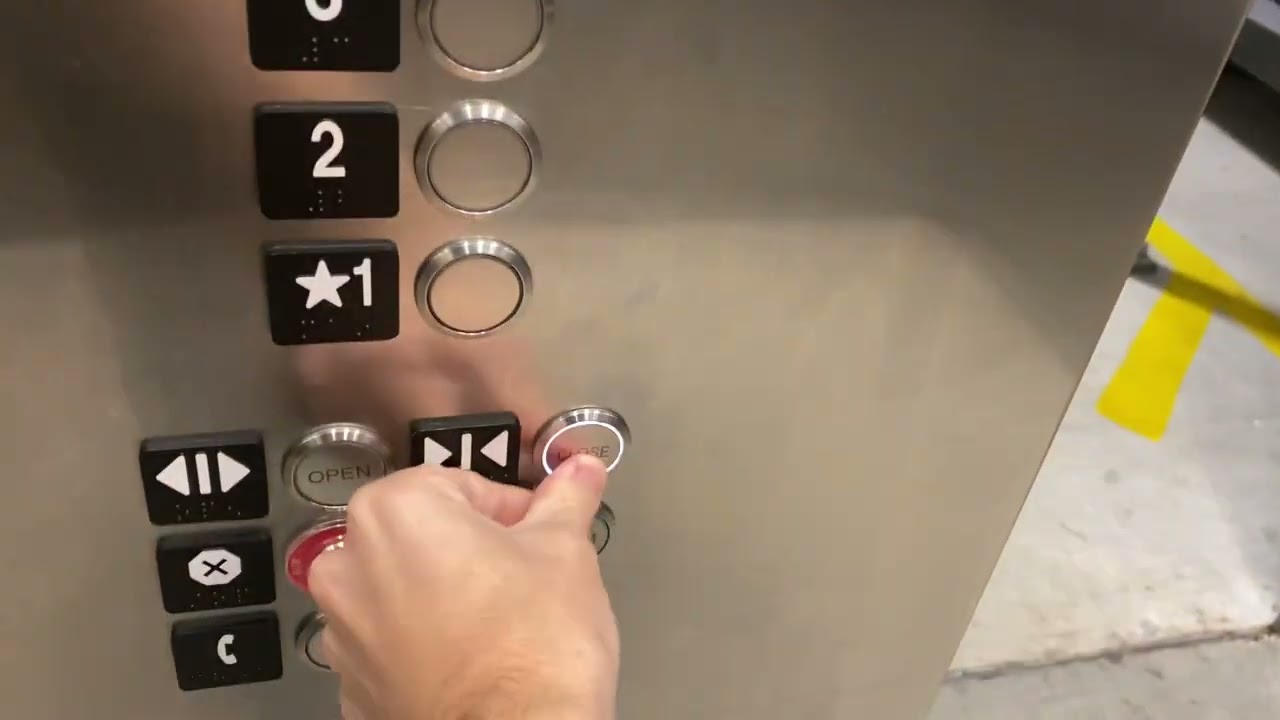 Kone EcoSpace Elevator @ Homewood Suites (Parking Garage) - Winter Garden, FL