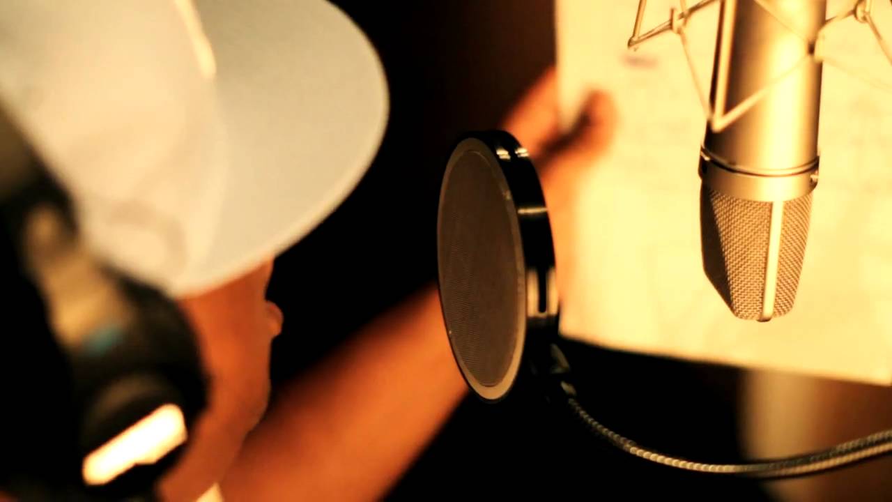 PHILTHY RICH + E-40 + 2PAC - FEEL'N LIKE PAC - VIDEO - RAPBAY.COM