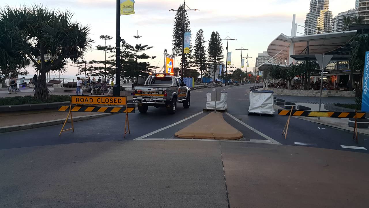 Surfers Paradise Live