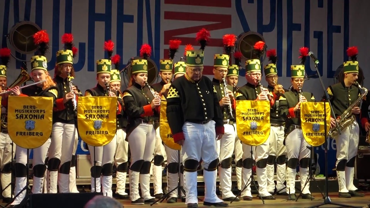 Bergmusikkorps spielt das Steigerlied - 32. Bergstadtfest Freiberg 2017