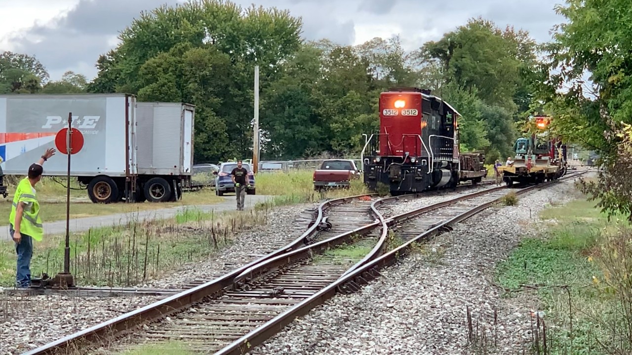 Railroad Switching At Quarry & Horseshoe Curve Coal Train With 2 DPUs Working Hard!  Repost