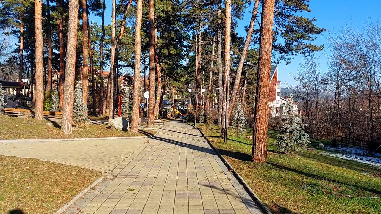 Разходка във Велинград, Боров парк и хотел Двореца